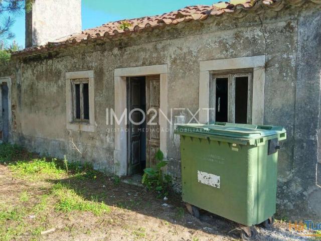 Terreno Misto c/ 2 moradias implantadas | 25053725530