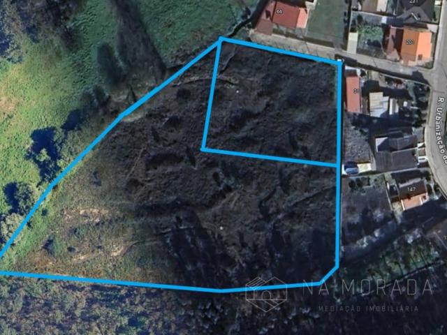 Terreno misto com 11.500m2 em Pigeiros, junto ao nó da A32