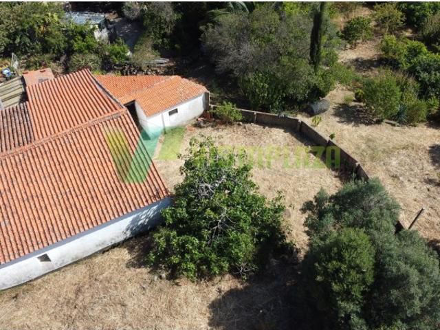 Terreno Misto em Monchique, Com Armazém e Casa Para Restaurar