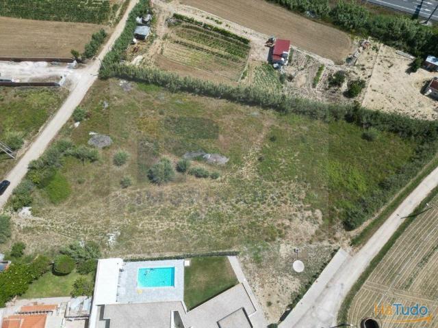 Terreno Misto em Atouguia da Baleia | 26084092977