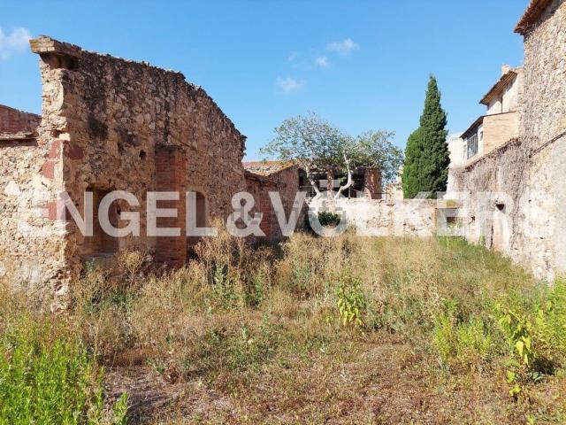 Terreno, Mont Roig del Camp