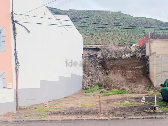 Terreno, Moya