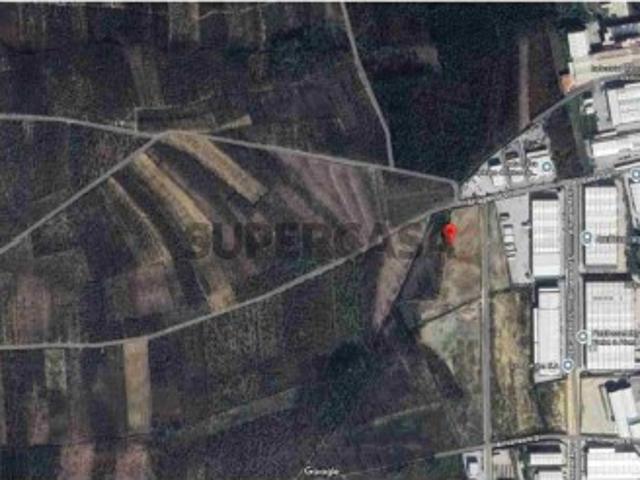 Terreno na Zona Industrial de Albergaria a Velha