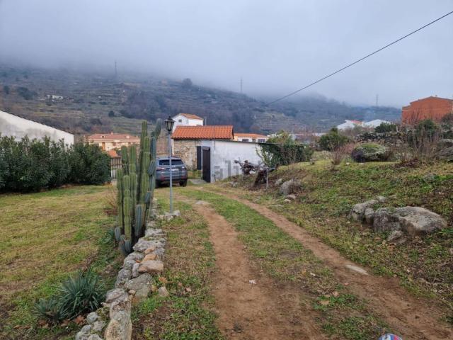 Terreno, Navaconcejo