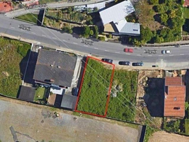 Terreno nos Carvalhos Para construção de Moradia 3 frentes | 26083239646