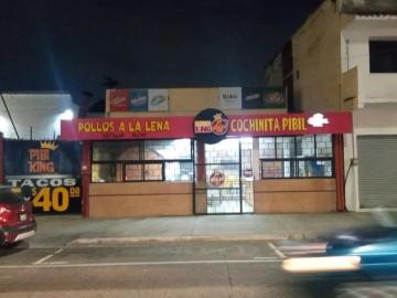 Terreno o local en boulevard Avila Camacho frente a la playa