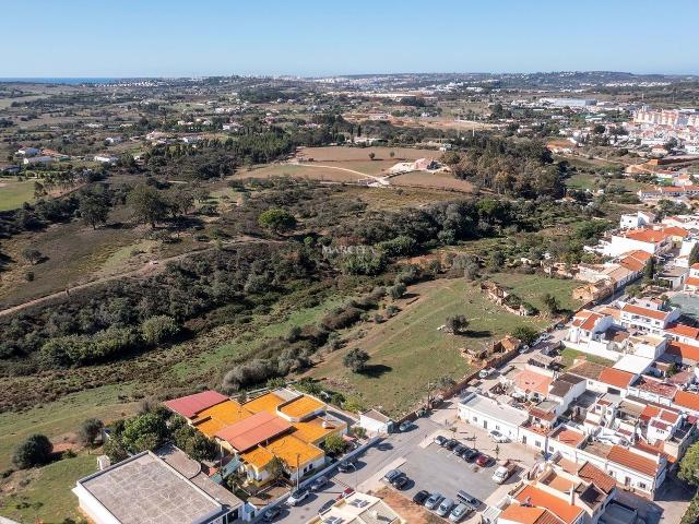 Terreno, Odiáxere