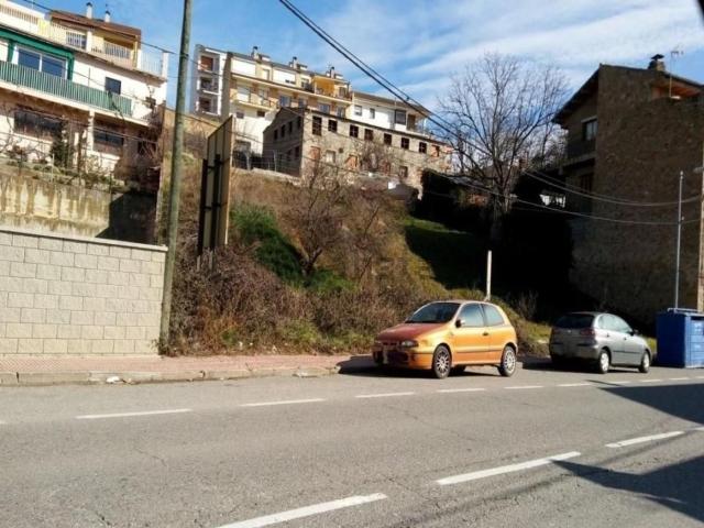Terreno, Oliana