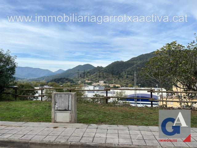 Terreno, Olot