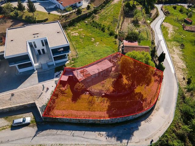 Terreno, Avessadas e Rosém