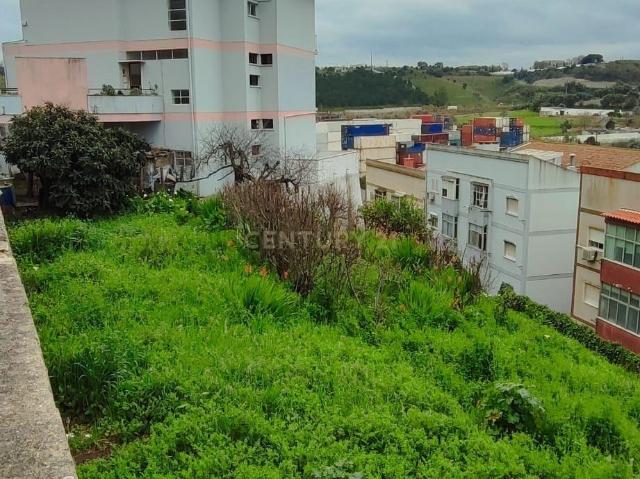 TERRENO À VENDA | APELAÇÃO, LOURES