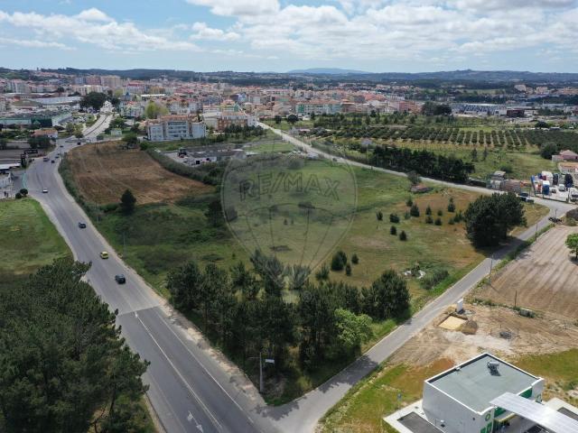 Terreno à venda em Caldas da Rainha