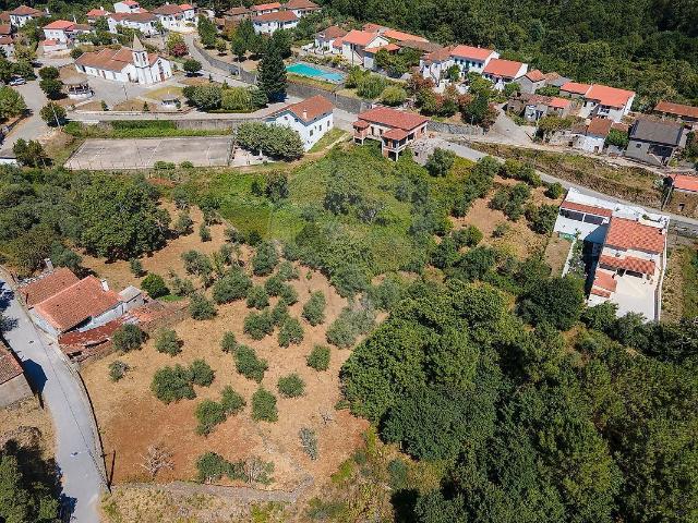 Terreno à venda em Castanheira de Pêra
