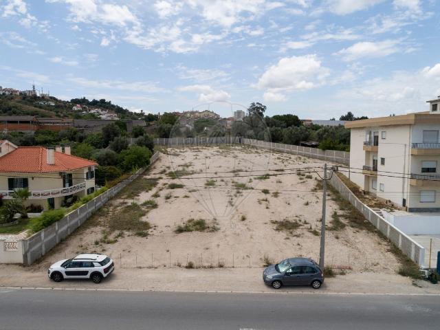 Terreno à venda em Abrantes