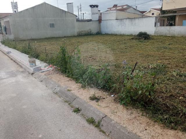 Terreno à venda em Abrantes
