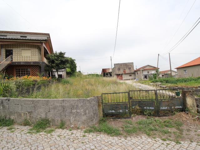 Terreno à Venda em Duas Igrejas, Paredes 65.000€ 1550m2