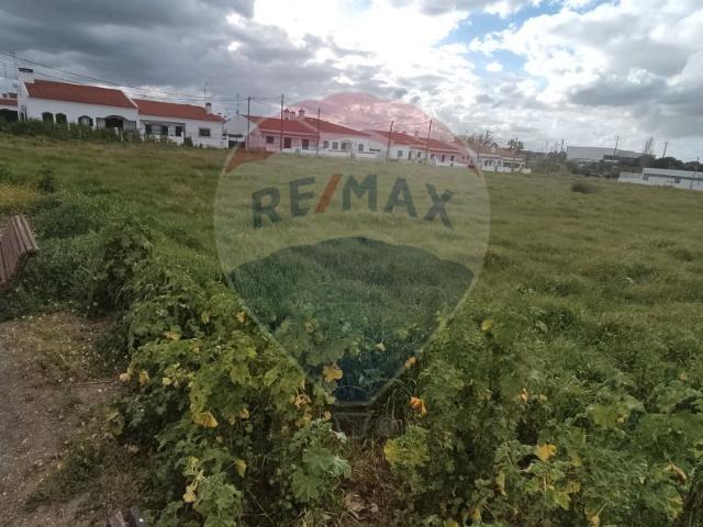 Terreno à venda em Elvas