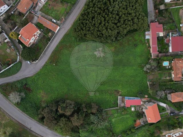 Terreno à venda em Espinho