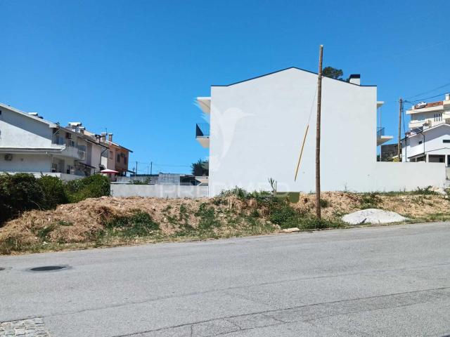 Terreno à Venda em Fânzeres – Gondomar