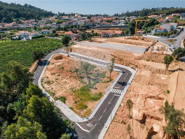 Terreno à venda em Felgueiras