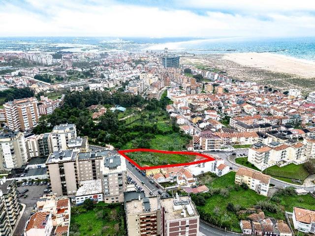 Terreno à venda em Figueira da Foz