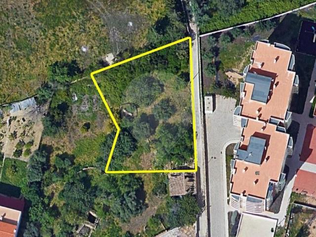 Terreno à venda em Loulé