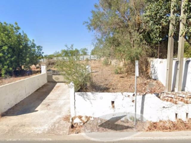 Terreno à venda em Loulé