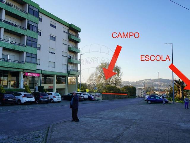 Terreno à venda em Santo Tirso