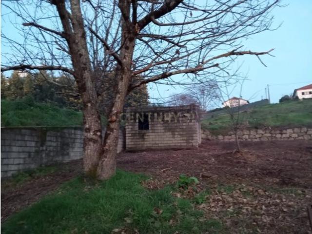 Terreno à venda em Santa Comba Dão, Viseu 600m²