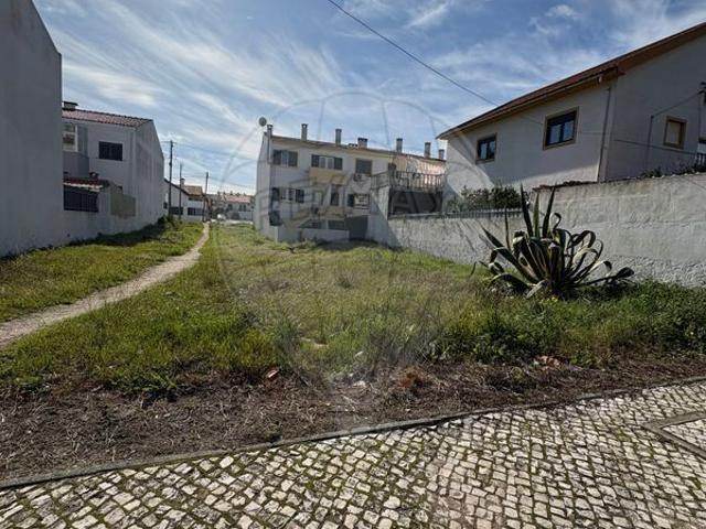 Terreno à venda em Sesimbra