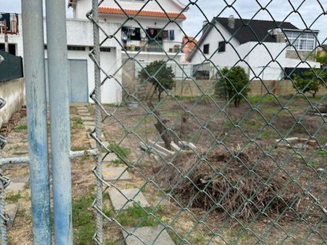 Terreno à venda em Sesimbra