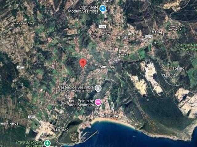 Terreno à venda em Sesimbra