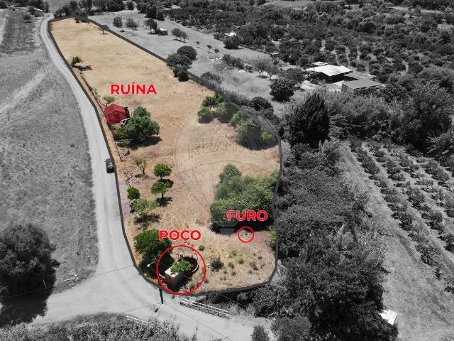 Terreno à venda em Silves