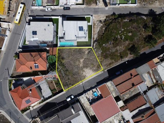Terreno à venda em Sintra