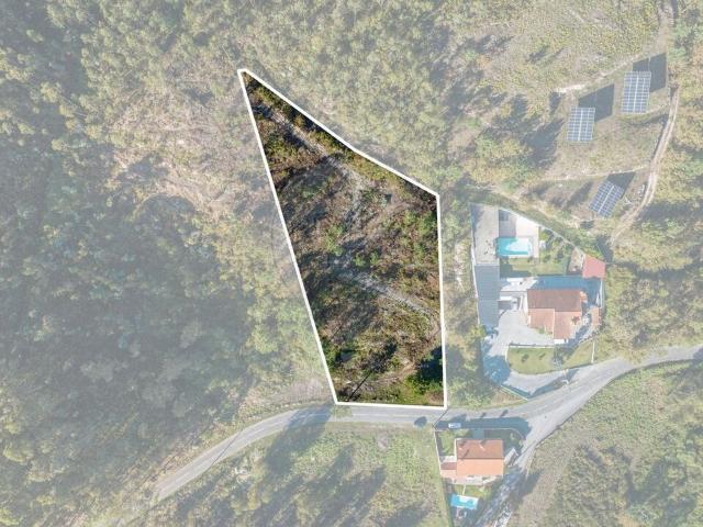 Terreno à venda em Póvoa de Lanhoso
