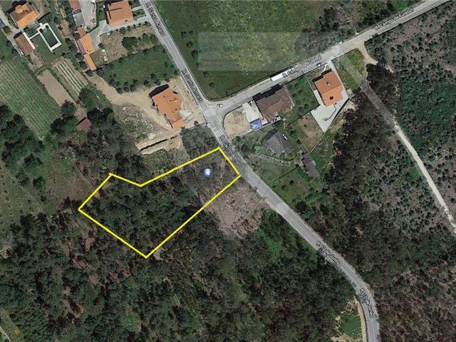 Terreno à venda em Tondela