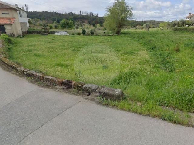 Terreno à venda em Tondela