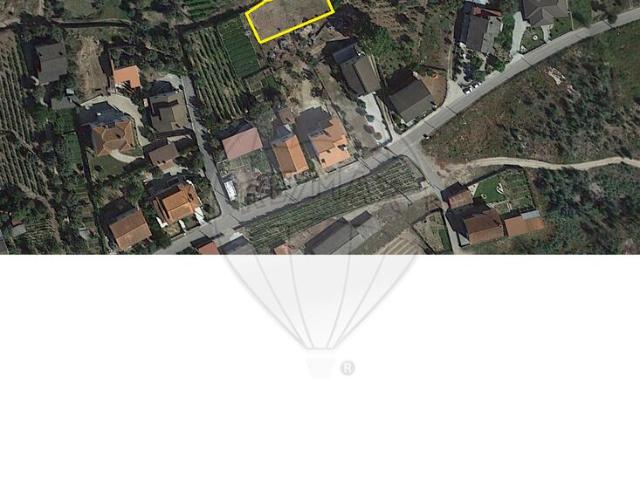 Terreno à venda em Tondela