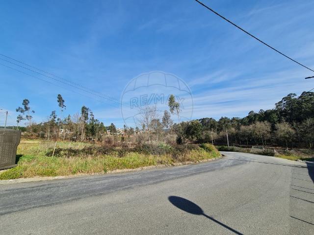 Terreno à venda em Trofa