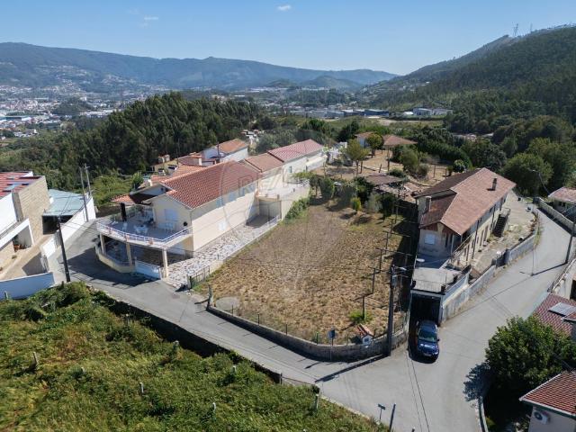 Terreno à venda em Vale de Cambra