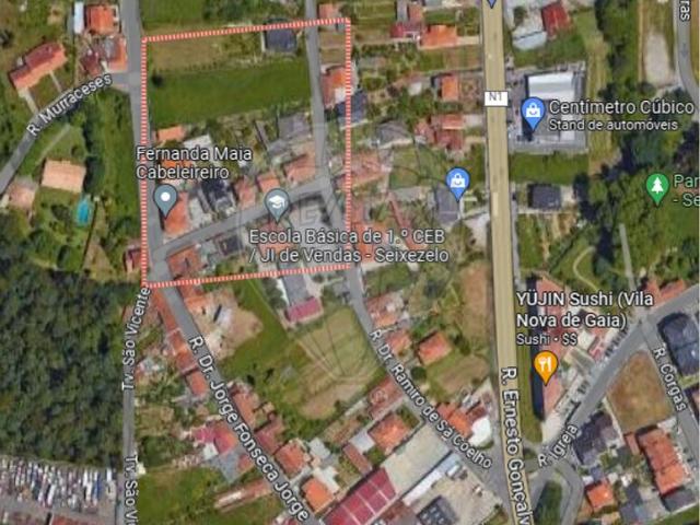 Terreno à venda em Vila Nova de Gaia