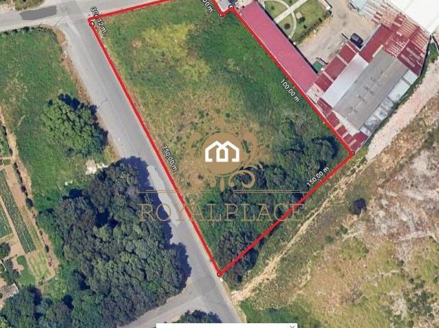 Terreno à venda Santa Maria da Feira, Aveiro