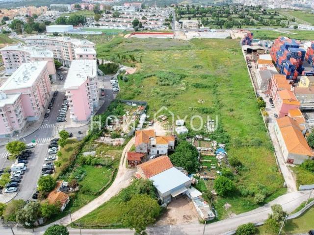 Terreno à venda Quinta das Camareiras, Lisboa