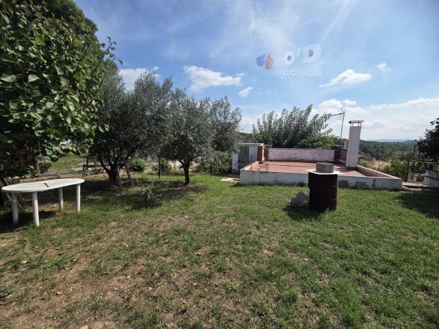 Terreno, Abrera