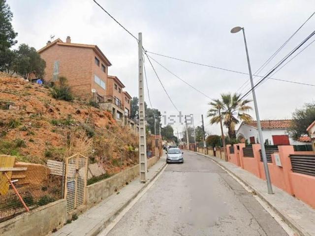 Terreno, Abrera