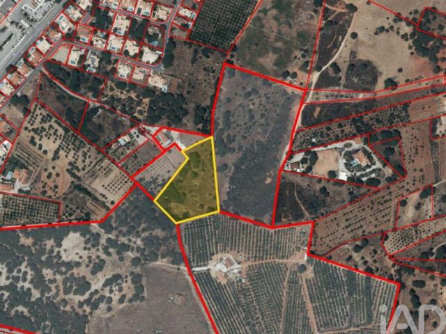 Terreno Agrícola em Quarteira