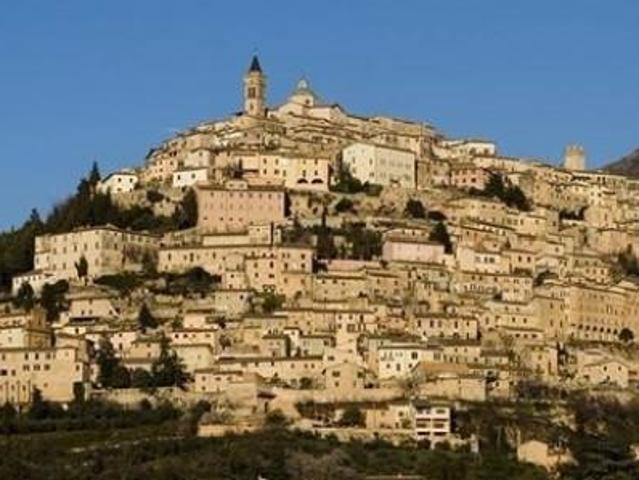 Terreno agricolo in vendita a Trevi