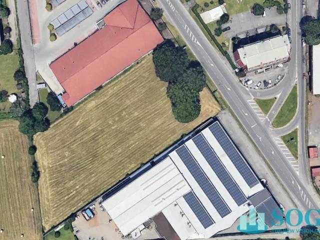 Terreno agricolo in vendita a Caronno Pertusella