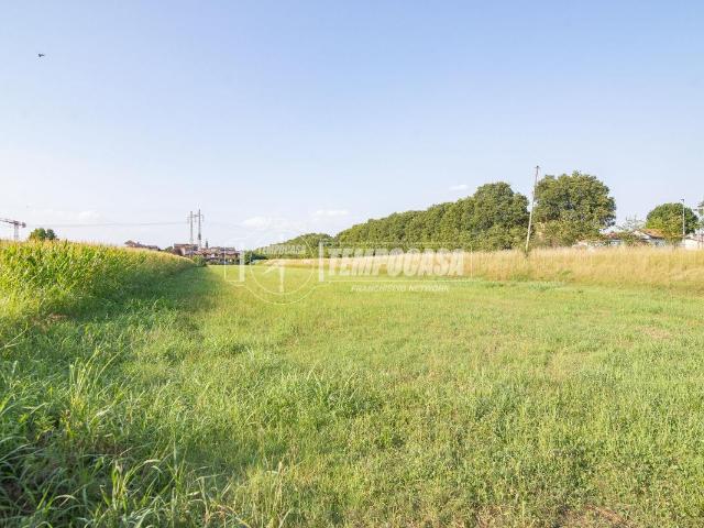Terreno agricolo in vendita a Cassano D'Adda