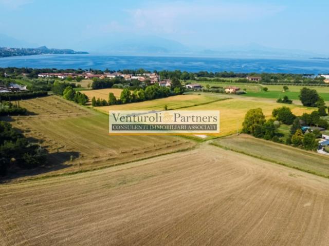 Terreno agricolo in Vendita a Lonato del Garda